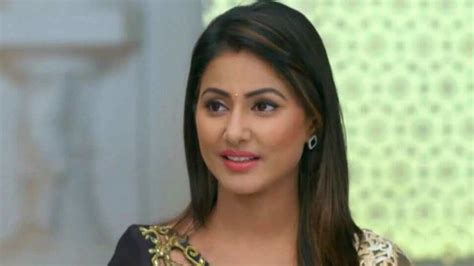 hina khan aznude